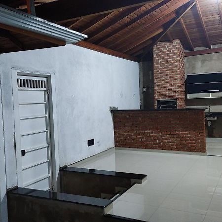 Casa Para Temporada 900 Metros Do Termas Dos Laranjais Villa Olímpia Esterno foto