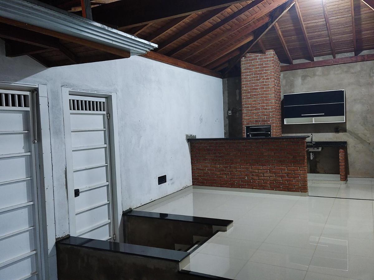 Casa Para Temporada 900 Metros Do Termas Dos Laranjais Villa Olímpia Esterno foto